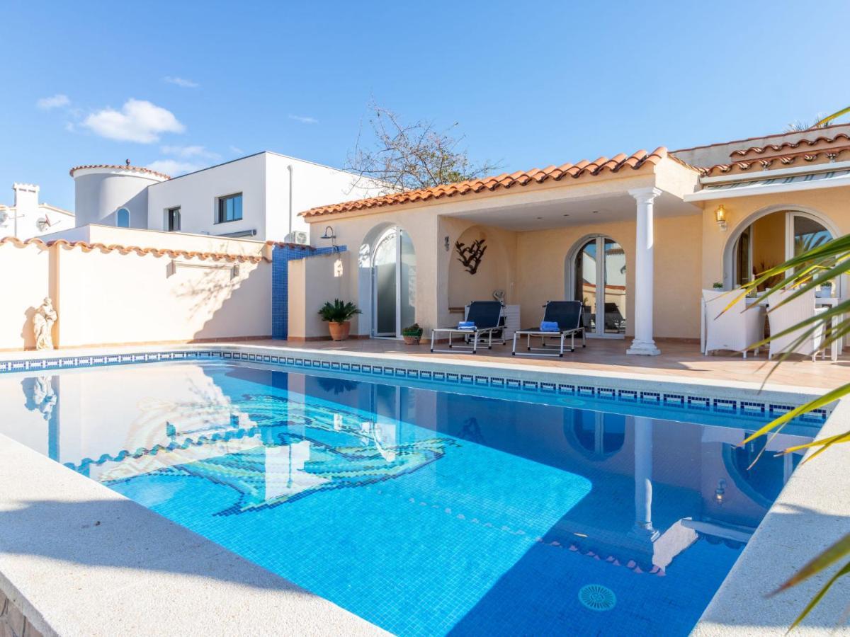 Holiday Home Bonica By Interhome Empuriabrava Zewnętrze zdjęcie