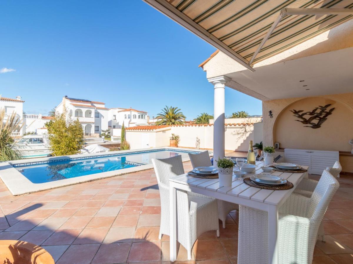 Holiday Home Bonica By Interhome Empuriabrava Zewnętrze zdjęcie