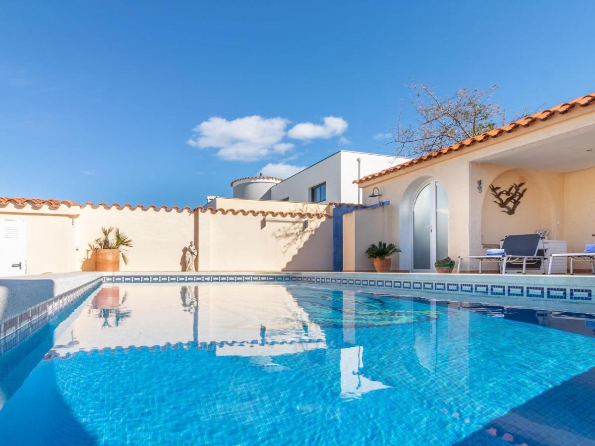 Holiday Home Bonica By Interhome Empuriabrava Zewnętrze zdjęcie
