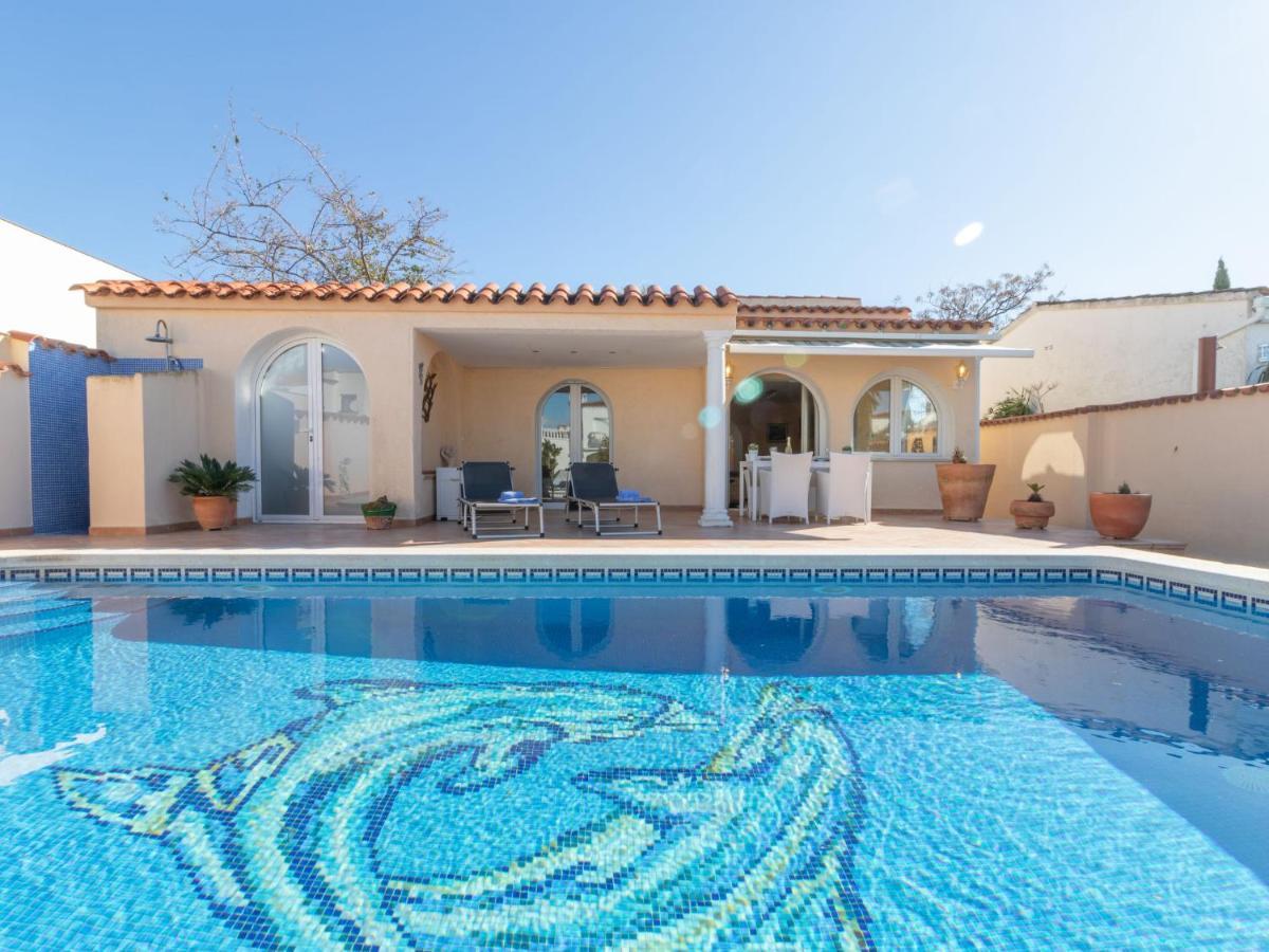 Holiday Home Bonica By Interhome Empuriabrava Zewnętrze zdjęcie