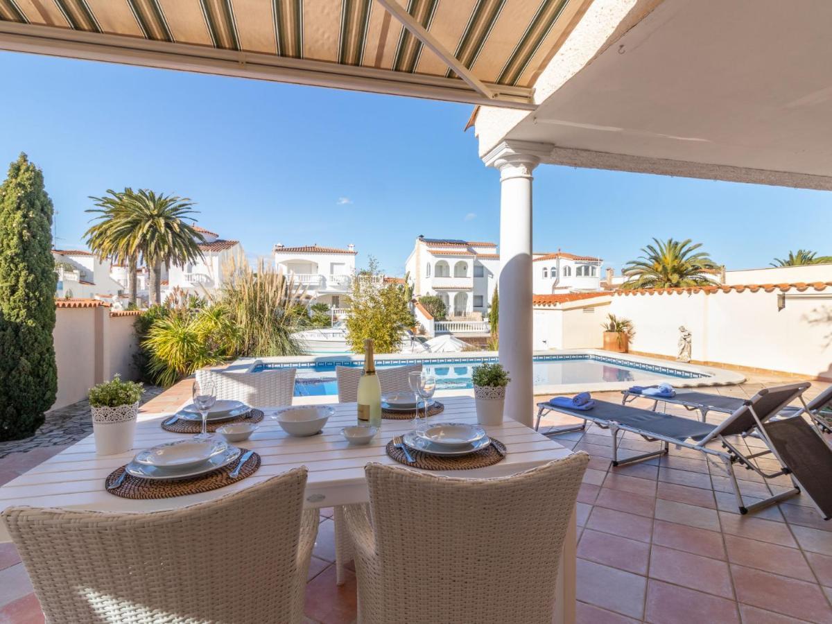 Holiday Home Bonica By Interhome Empuriabrava Zewnętrze zdjęcie