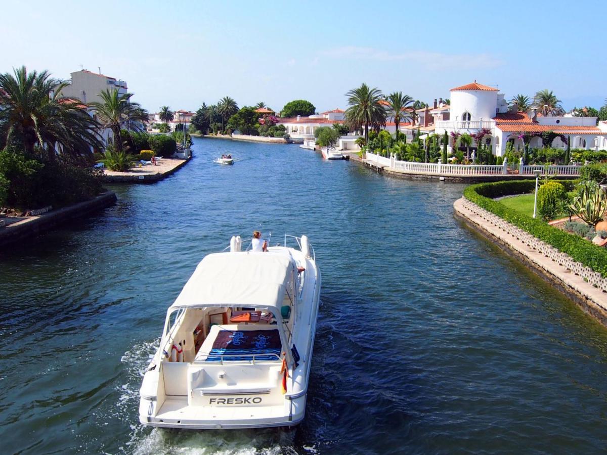 Holiday Home Bonica By Interhome Empuriabrava Zewnętrze zdjęcie
